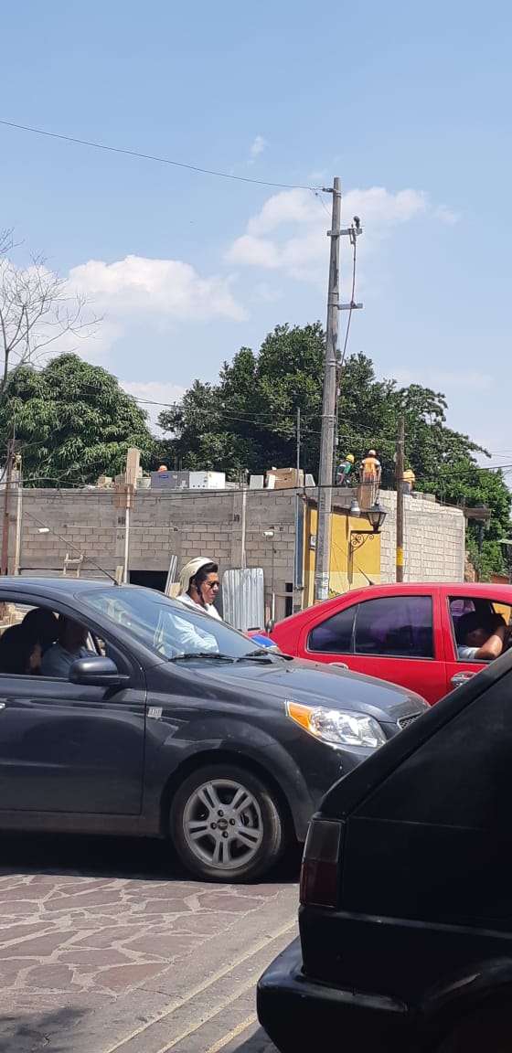 Desacatan orden de juez y continúan con construcción de tienda