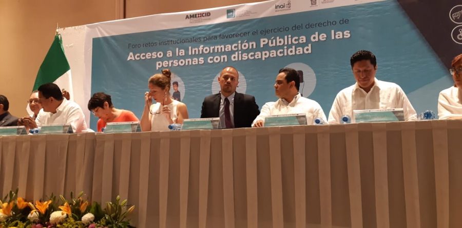 Presenta IAIP Ley de Protección de Datos Personales en sistema braille
