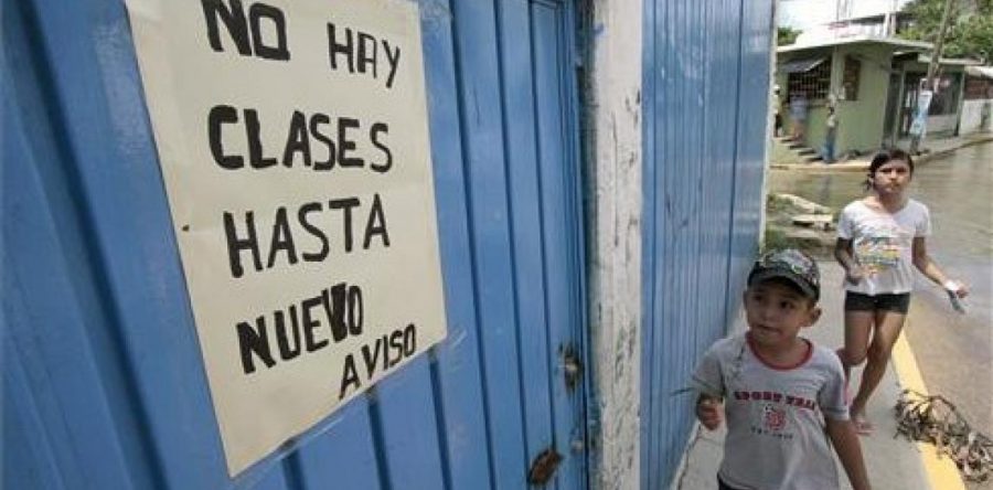 El rezago educativo en Oaxaca: Luis Octavio Murat