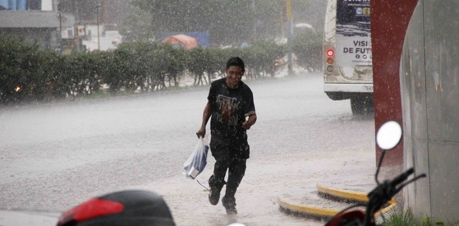 Daños menores deja a su salida de la entidad la Onda Tropical 6: CEPCO