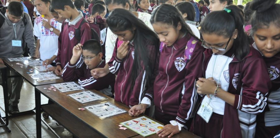 Felicita IEEPO exitosa jornada de matemáticas presentada por alumnado de secundaria
