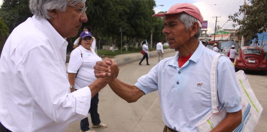 Rescatar la conciliación social en Oaxaca de Juárez, propone Raúl Castellanos