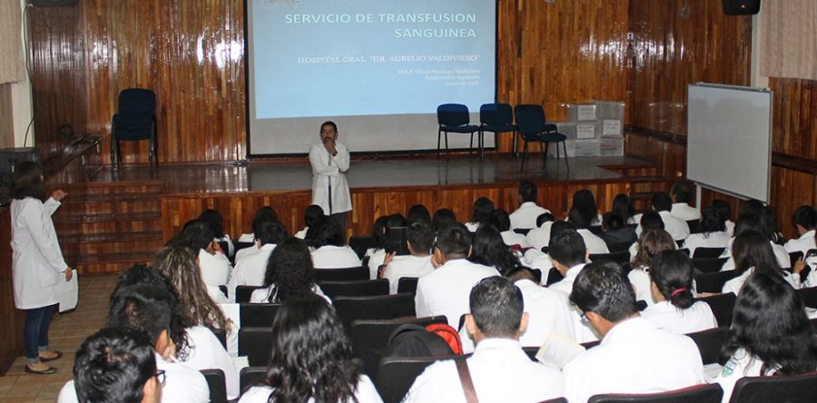Recibe Hospital Civil a 70 médicos internos de pregrado