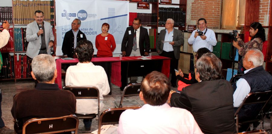 Reconoce Hernández Fraguas trayectoria  de periodistas oaxaqueños