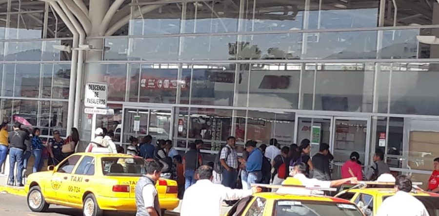 Reactivaron maestros sólo uno de tres bloqueos