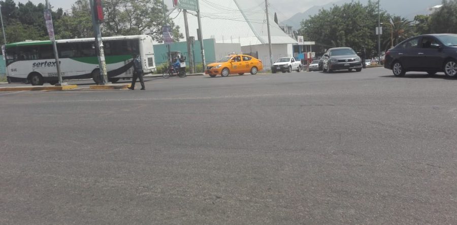 Continúan bloqueos en Oaxaca por parte de maestros