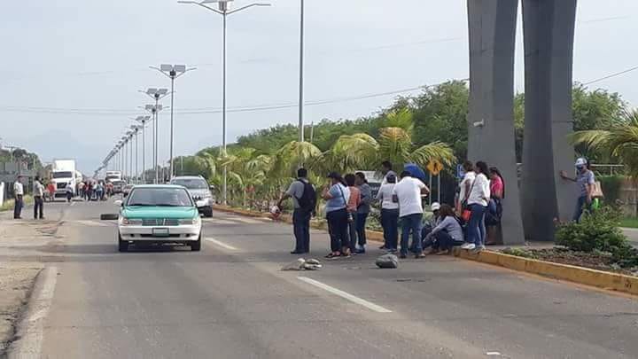 Bloqueos, toma de terminales y casetas de cobro menú de acciones de maestros
