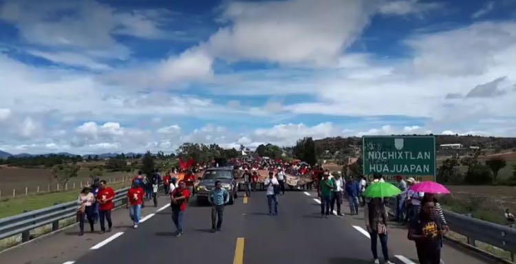 Marcha S-22 en Asunción Nochixtlán