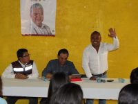 Participa Dante Montaño en Foro con jóvenes
