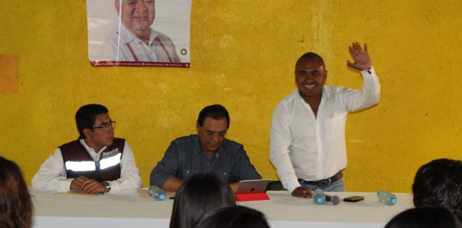 Participa Dante Montaño en Foro con jóvenes