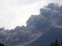 Erupción del volcán de Fuego en Guatemala no afectará Oaxaca: CEPCO