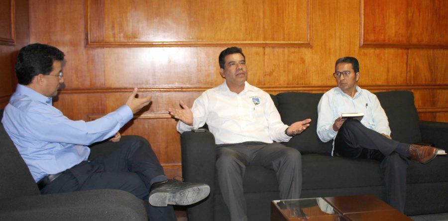 Acuerdan Rector y Fiscal General abatir casos de impunidad en UABJO