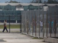 Juez rechaza prórroga a Trump para reunir a niños migrantes con sus padres