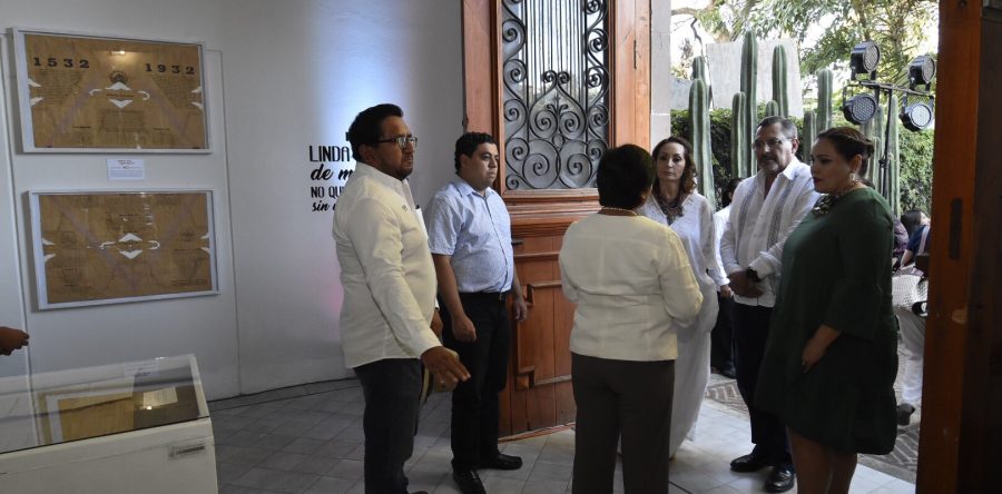 Inaugura Hernández Fraguas la muestra “Del Homenaje Racial a la Guelaguetza”