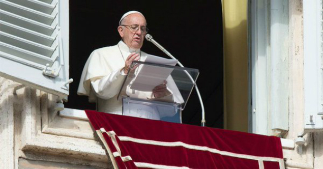 AMLO envía carta al Papa para invitarlo formalmente a foros por la paz