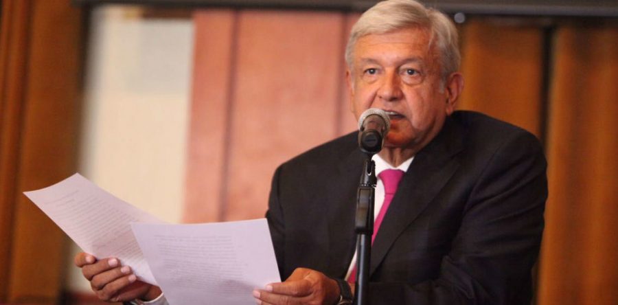 AMLO propone juzgar la corrupción y la violación a las libertades electorales como delitos graves