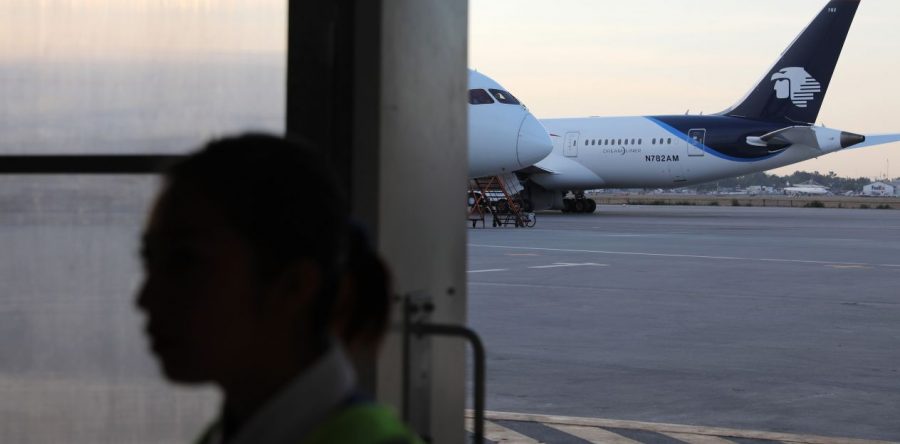Aeroméxico va por acciones de compañía canadiense AIMIA