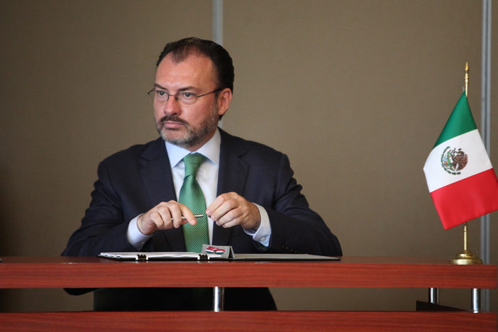 Albazo de Videgaray: aceptar que México sea el filtro migratorio de EU