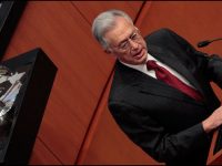 Bartlett va a CFE y Romero Oropeza a Pemex, anuncia López Obrador