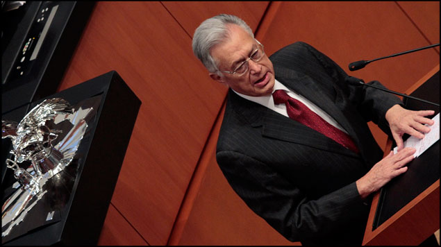 Bartlett va a CFE y Romero Oropeza a Pemex, anuncia López Obrador