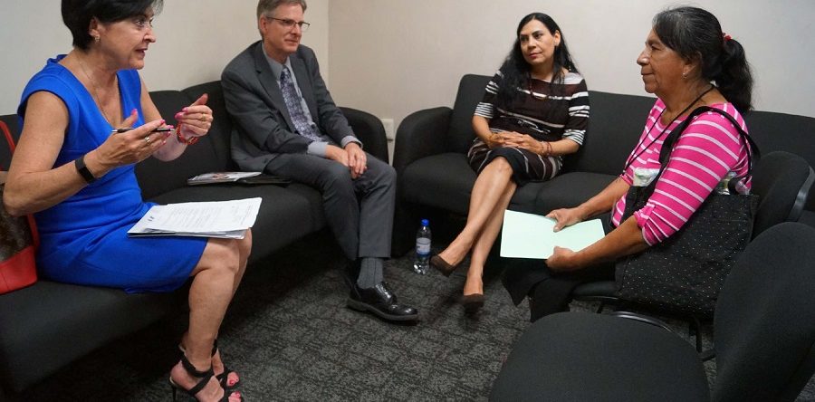 Capacita IOAM y Embajada Americana a enlaces municipales de migrantes