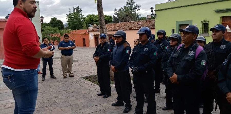 Capacitan en materia turística a elementos de la Policía Vial y Protección Civil Municipal