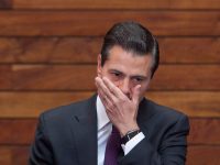 Contratos de última hora para los consentidos de Peña Nieto