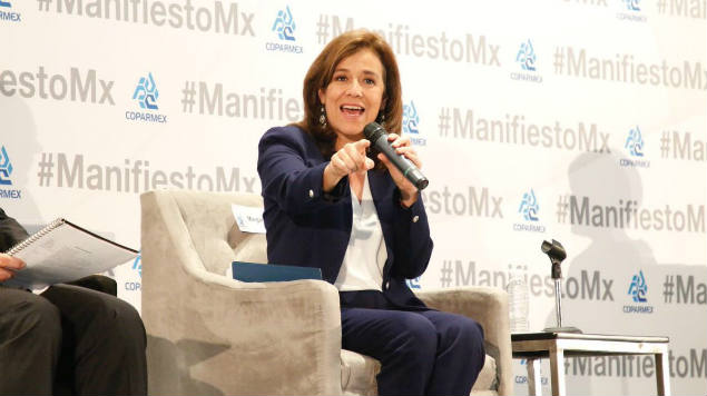 Diplomático y Margarita Zavala lanzan reto a López Obrador