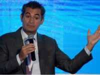 Exigen trabajadores de CFE borrar a Enrique Ochoa de historia de la empresa