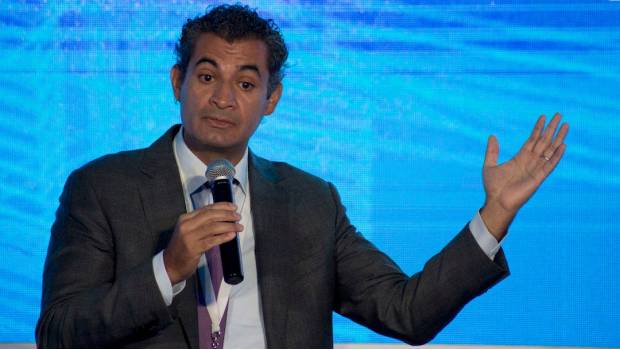 Exigen trabajadores de CFE borrar a Enrique Ochoa de historia de la empresa