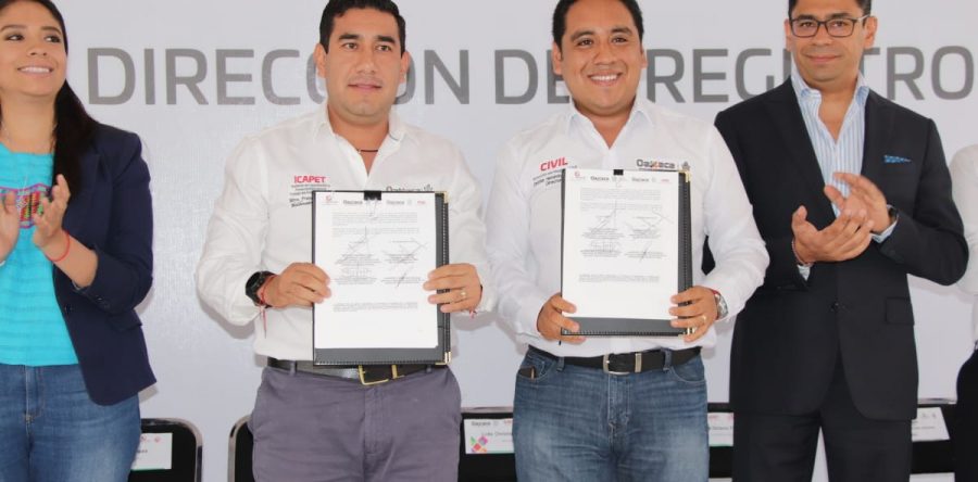 Firman convenio de colaboración Registro Civil e Icapet