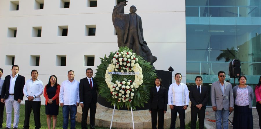 Honra Legislativo memoria del Benemérito de las Américas