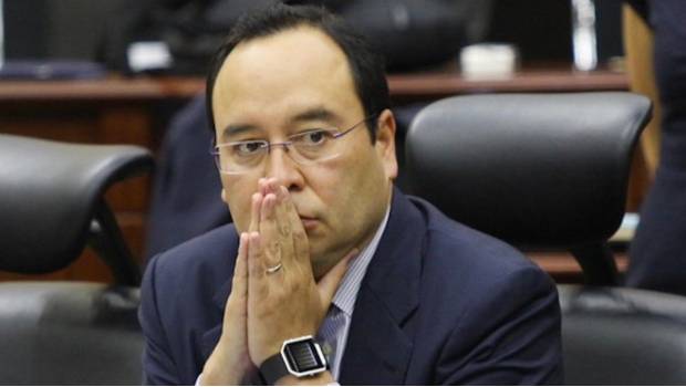 INE pide respetar sueldos de trabajadores por plan de austeridad