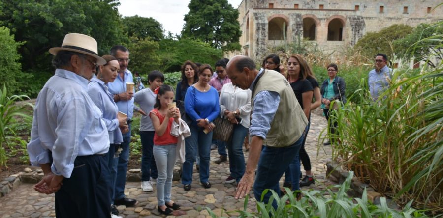 Conmemora edil capitalino el Día Mundial de los Jardines botánicos