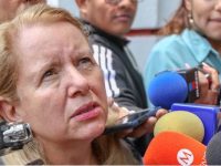 Loretta Ortiz acepta su error por afirmar participación del Papa en foros para la paz