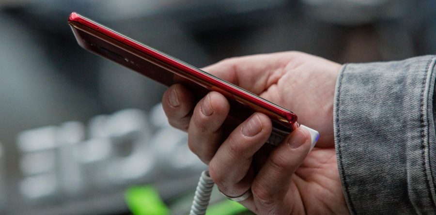 Megacable va por telefonía y banda ancha móviles en 2019