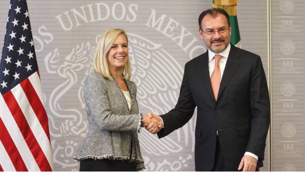 México se opone a recibir solicitantes de refugio en EU