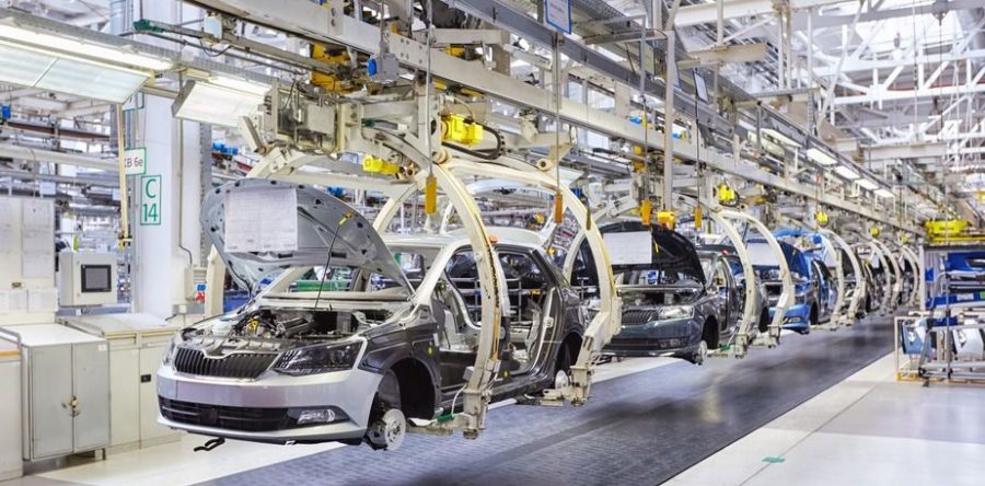 México y EU, cerca de un acuerdo clave en reglas de origen automotriz