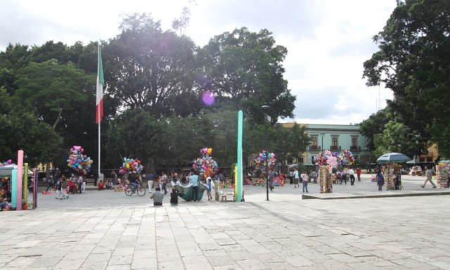 No habrá permisos para la instalación de puestos en la Alameda de León