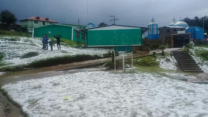 Onda tropical 11 deja un lesionado en Oaxaca