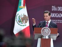 Peña defiende reformas estructurales y refrenda una “transición pacífica”