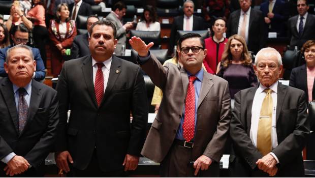 Pide Cofece participar en licitaciones públicas para evitar actos de corrupción