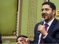 Propone Martí Batres reducir salario de senadores a 90 mil pesos mensuales