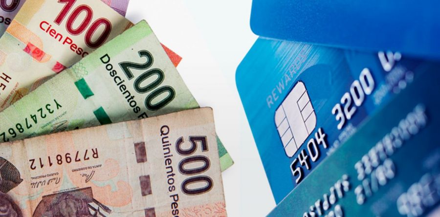 ¿Qué es mejor, pagar en efectivo o con tarjeta de crédito o débito?