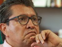 Recortar 2 mil millones al Congreso, “reto inmediato”: Monreal