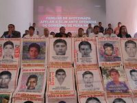 Reprueban a EPN padres de los 43; temen investigación porque son culpables, acusan