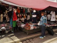 Se pronuncian empresarios a favor del retiro de puestos ambulantes en el Centro Histórico
