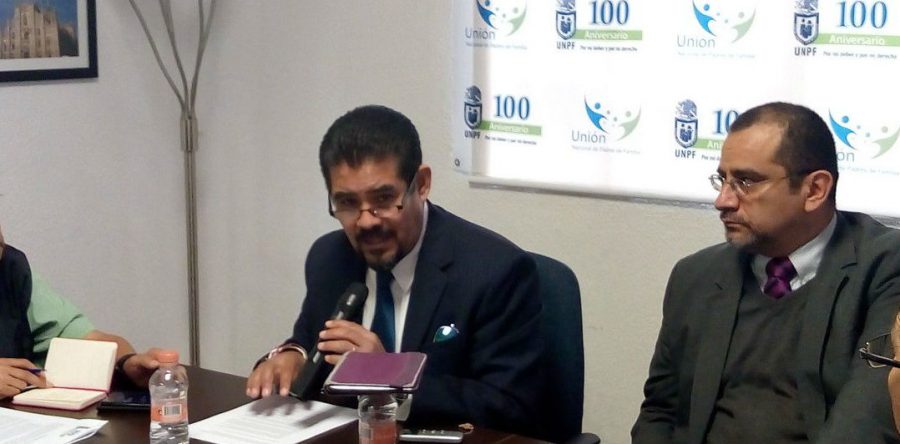 Un error, revertir la reforma educativa: Unión Nacional de Padres de Familia