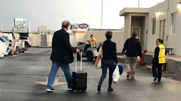 Vicente Fox evita aduana y viola protocolo de aeropuerto al regresar de EU