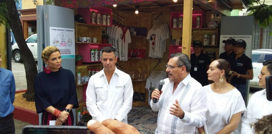 Instalan mercado de la Guelaguetza 2018